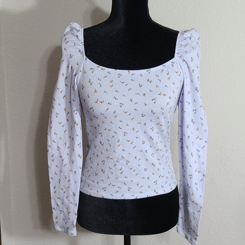 NWT Wild Fable top